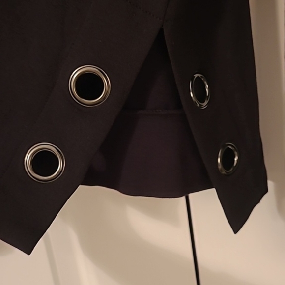 Renuar Black Oversized Sweater with Side Grommets - Picture 3 of 6